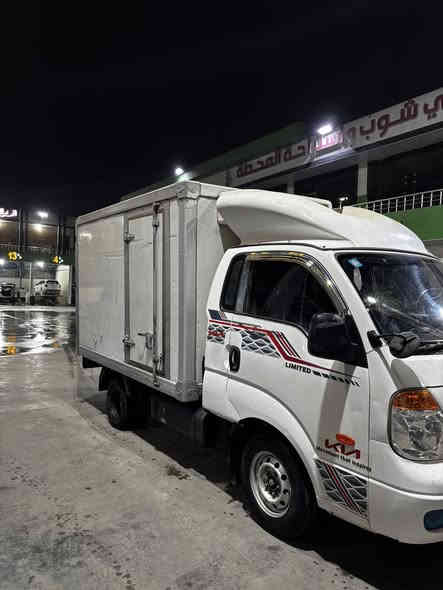 كيا براد (بنجو)  موديل 2011 
ثلاث حلقات 
تبريد امامي خلفي شغال 
مكينة / كير / شاصي كله مكفول 
رقم الشاصي واضح
مكينة مسكر محور بم ونوزل ميكانيك 
سنوية ورقم جديد باسمي 
بيها تعميرات دواسات وباب السائق مبدل 

السعر 12,300 دولار ( 123 ورقة) وبيها مجال بسيط 

رقم / ***********
العنوان / بغداد _ شارع فلسطين
