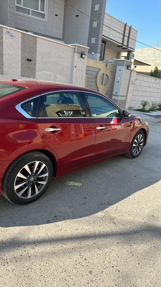 نيسان التيما ١٧ فتحة سقف رادارارت شاشة جبيرة فئة sv الحادث موضح داخل الصور اذا شراي اتصل *********** مكانه صلاح الدين
