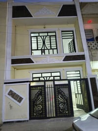 دار للبيع مساحة 50متر العنوان دور الشرطه شارع المصري اول فرع السعر 55و...