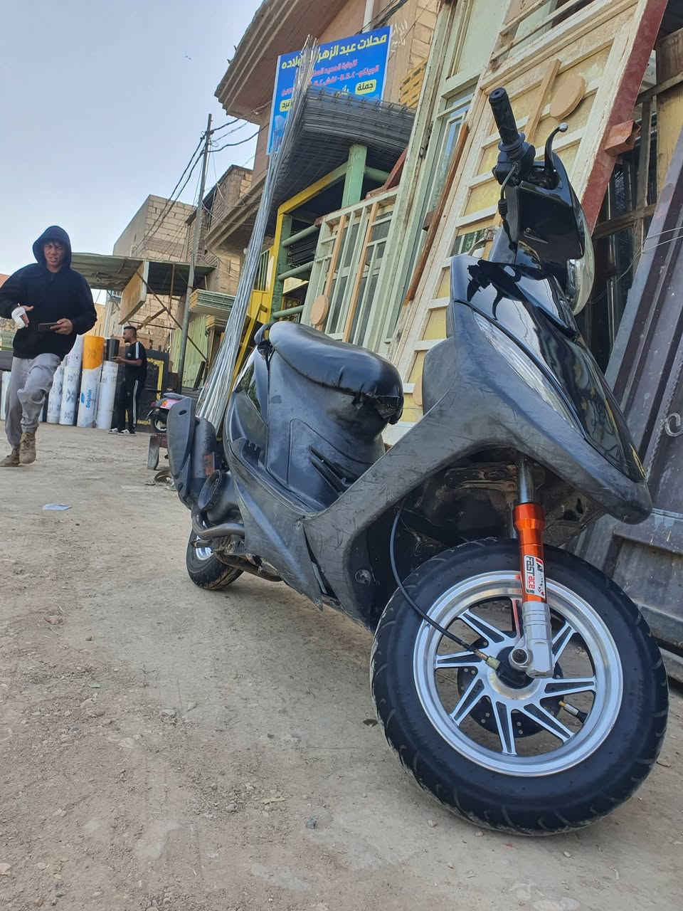 دراجه ماكس عدله نضيفه
للبيع مكاني كربلاء 
رقم 📱 ***********
