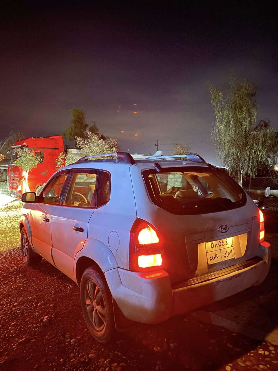 هيونداي تكسون موديل ٢٠١٠
محرك و كير و تبريد و تدفئة بشرط 
كير توماتيك/ محرك ٢٠٠٠ دوش 
 نضام غاز ايطالي و بنزين 
السنوية لحد ٢٠٢٦ شهر ٤ 
التحول أو الوكالة مضمون 
السياره تاكيه على صفحة النفر 
بدون دواخل: الشواصي و اللغد و داخل الدكم و
                    داخل الحوض مكفوله…………..،،،،
عليه ٧٠٠ الف دينار غرامه تنقص من السعر 
السعر ٨٦ ورقه أو بيها مجال 
☎️📞***********.  واتساب ***********
