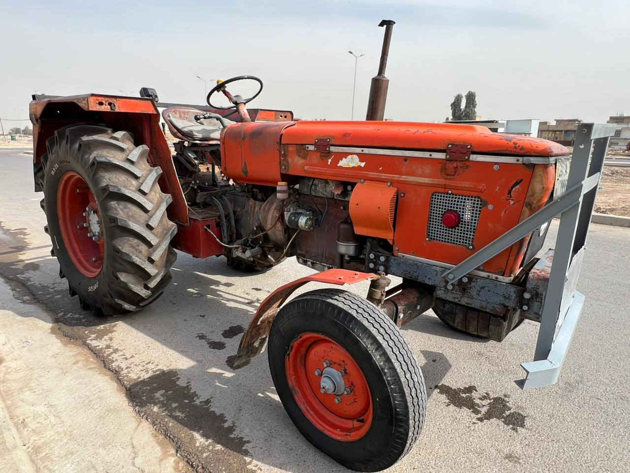 سلام عليكم للبيع مكينه مديل 90 مكينه مكفوله على وضع الشركة مكينه اي نقص ما بيها ارقام وسنويه تحويل رقم انكليزي تحويل ثاني يوم مكينه مكفوله مال جناي ومكاني بغداد الشعله اتصل على الرقم وبيك خير ***********
