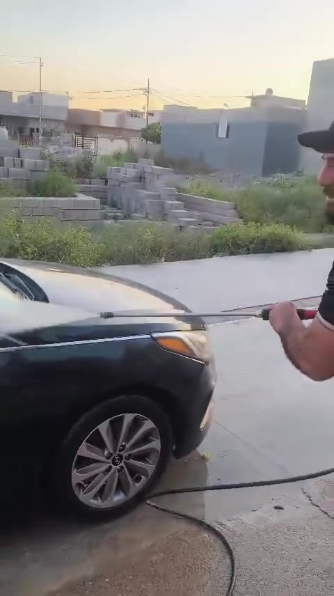 ضخطه ٢٢٠ بار اصلي كوري مشتريها ٦٠٠ الف. ابيعها ٣٠٠. موقع سهل نينوى مجمع غدير ***********
