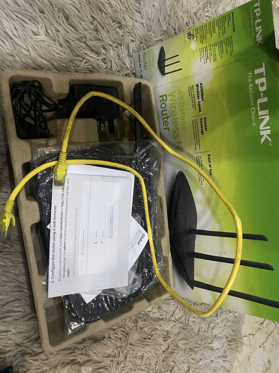 السلام عليكم
للبيع منظومة انترنيت 
راوتر عدد 2 
يو بي اس عدد 1 
تحويله ONU جيبون عدد 1 

الراوتر تب لنك + راوتر تيندا 
تاخذهن كاملات فقط تبرمجهن على بيتكم 
السعر 45 الف وبيهن مجال 
مكاني بغداد مدينة الصدر 
رقمي : ***********
