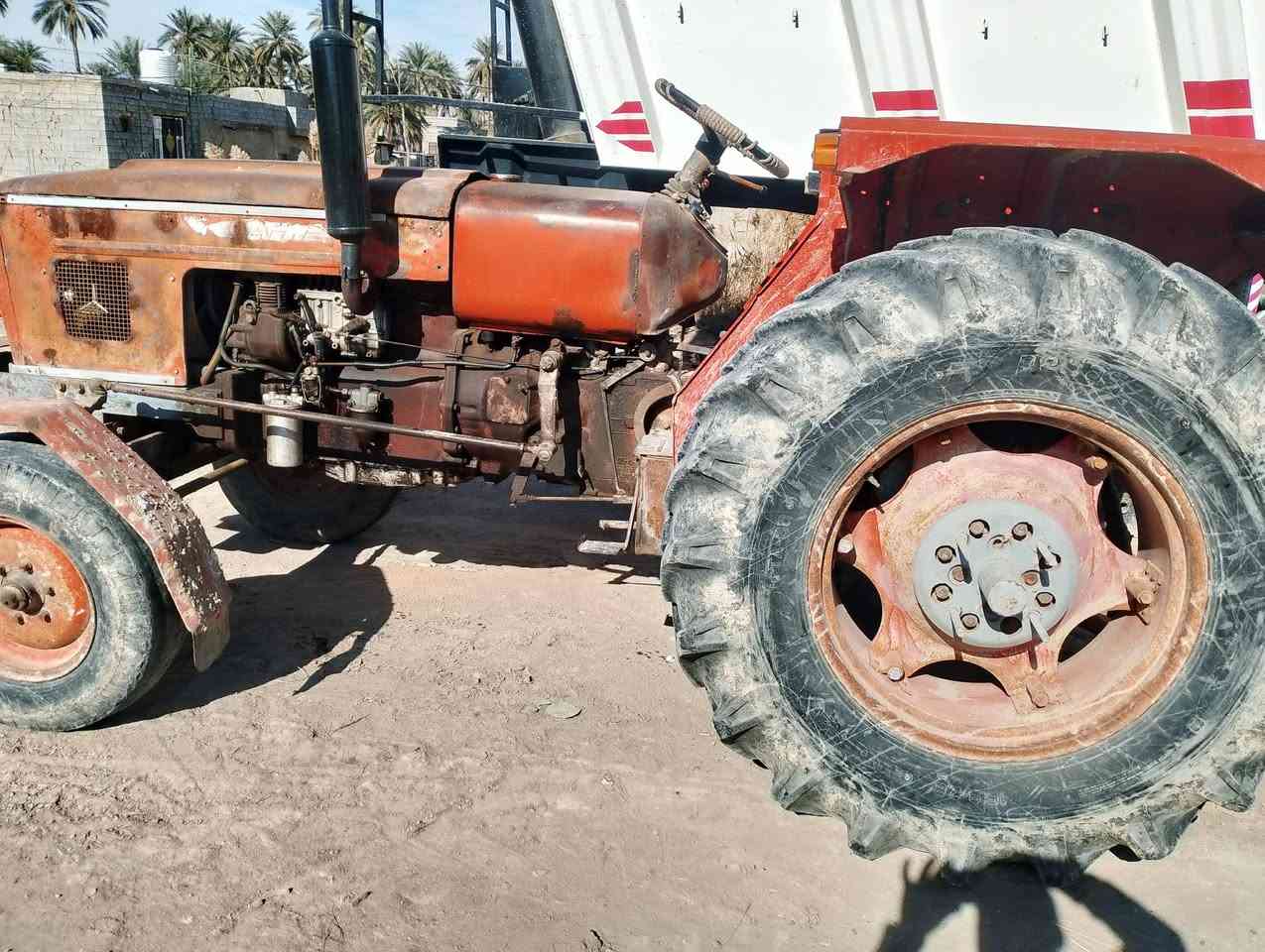 مكينه عنتر للبيع السعر 8500وبيه مجال قليل رقمه كربلاء رقم ابيض مدخل كربلاء المقدسه الوند***********
