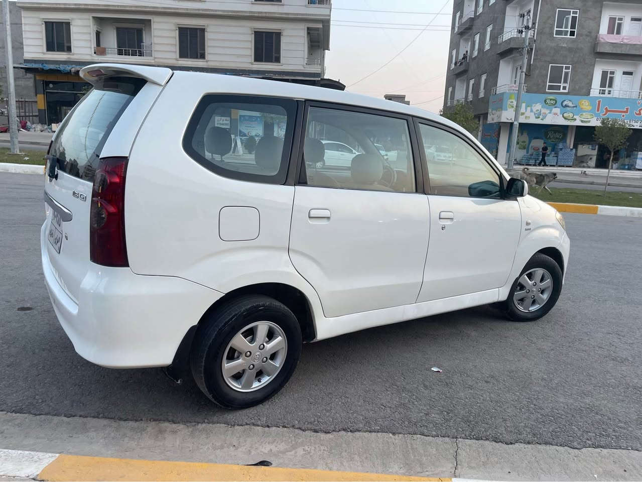 كورولا افينزا 2011
7نفري هه مي شه رته 
2قطعه صبغ
سعر 98 مجال *********** Singapore
