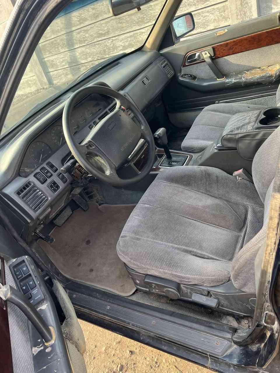 سلام عليكم للبيع كيا بونتيشا موديل 94 رقم نبار بسمي رقم جديد هزا جديد سنويا 30 صدرامامي خلفي تما م مكينه تمام كهرباء كل شغاله سعر 27  مكاني أبوغريب ***********
