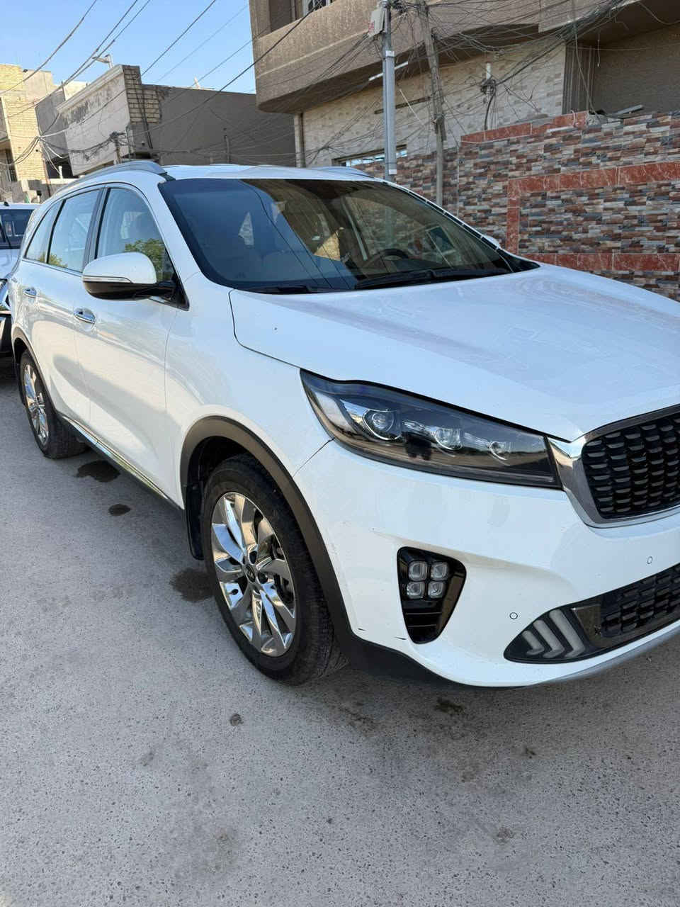 سورنتو خليجي 2020
الشركة الدولية ماشية 112
 6. سلندر
السعر 234
 راكب 7
بيها بارد بسيط 
بصمة
صندوق كهرباء
شاشه كبيره 
كامرة
كشنات كهربائية 
تبريد 3 قطع 
بردات اصليه 
جي بي اس 
شحن وايرلس 
تحكم جهتين 
اربعه نظام قياده 
لايت زنون ليلا نهاري
ترحيب عند لقرب 
بغداد البلديات
***********
