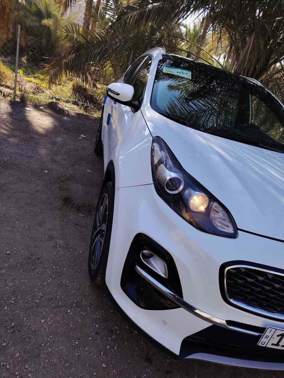 سلام عليكم ورحمة الله وبركاته كية سبورتج 2019 سيارة فول مواصفات 
 بصمة تحكم ستيرن سقف بنرامة كشنات كهرباء  اشاير بل مري   او مري شفط قطعتين تبريد فول مصفات السيارة كير او مكينة او حدادية او تخم تاير كلة جديد  سيارة جاهزة من كلشي سيارة كفالة عامة فقط الموجود بسونار غيرهن مكفولة السيارة  السعر 200 او بيهة مجال حك الجية  و للستفسار اكثر اتصل او بيك خير ودلل 
 بي وتساب *********** 
*********** مكان الدوانية قضاء الشامية
