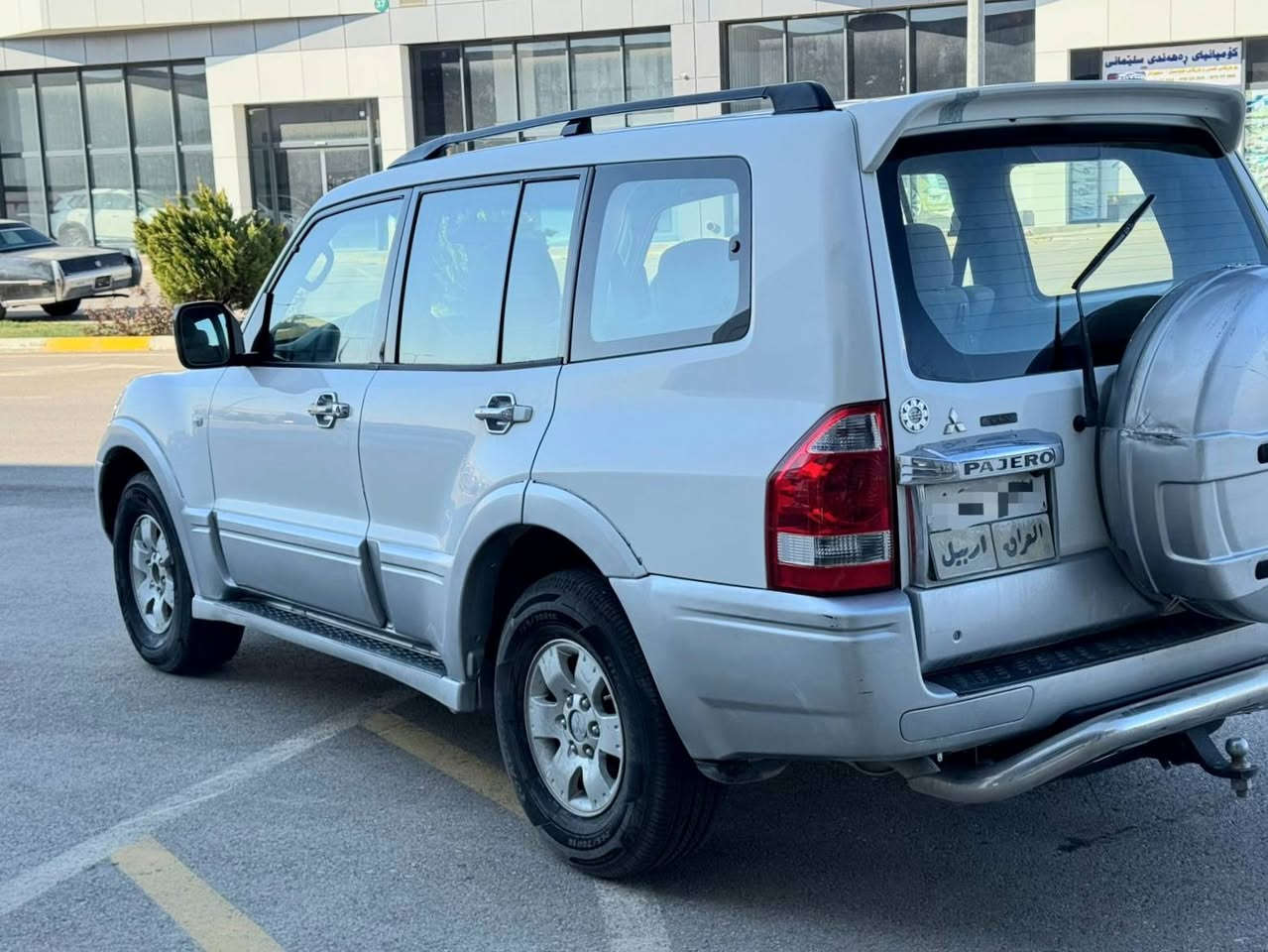 بەناوی خوا
  تکایە هەمووزانیارییەکانم نوسیوە بێ کەم وکوڕی
 ***********_***********ڤایبەر واتسئاپ
 میتسیۆبوشی پاجیڕۆ2005 GLS V6 مەکینە V6
بەناوی خۆمەوەیەوتەحویل ووەکالە بەشەرت243هەزارڕۆیشتووە مواسەفات مەسحە سێ ڕیزکوشن وفاملی تەبرید مەرکەزی گێڕ ئۆتۆماتیك دەبڵ گێڕ دەبڵ اکسل وقفڵ ئەکسل جام کارەبا ئاوێنەکارەبا 2پارچەبۆیاغی هەیەدەعو لێدراوی نییەوبەشەرت سۆنەرەکەیم داناوەچوارتایەوپاتری تازەیەکامل تاقم پێش ودوای گۆڕاوە  کارەبایی بەشەرت 
تەحویلوغرامەبەشەرت(شار..سلێمانی) 
بۆنرخ پەیوەندی بکەن لەخزمەتام السليمانية, العراق
