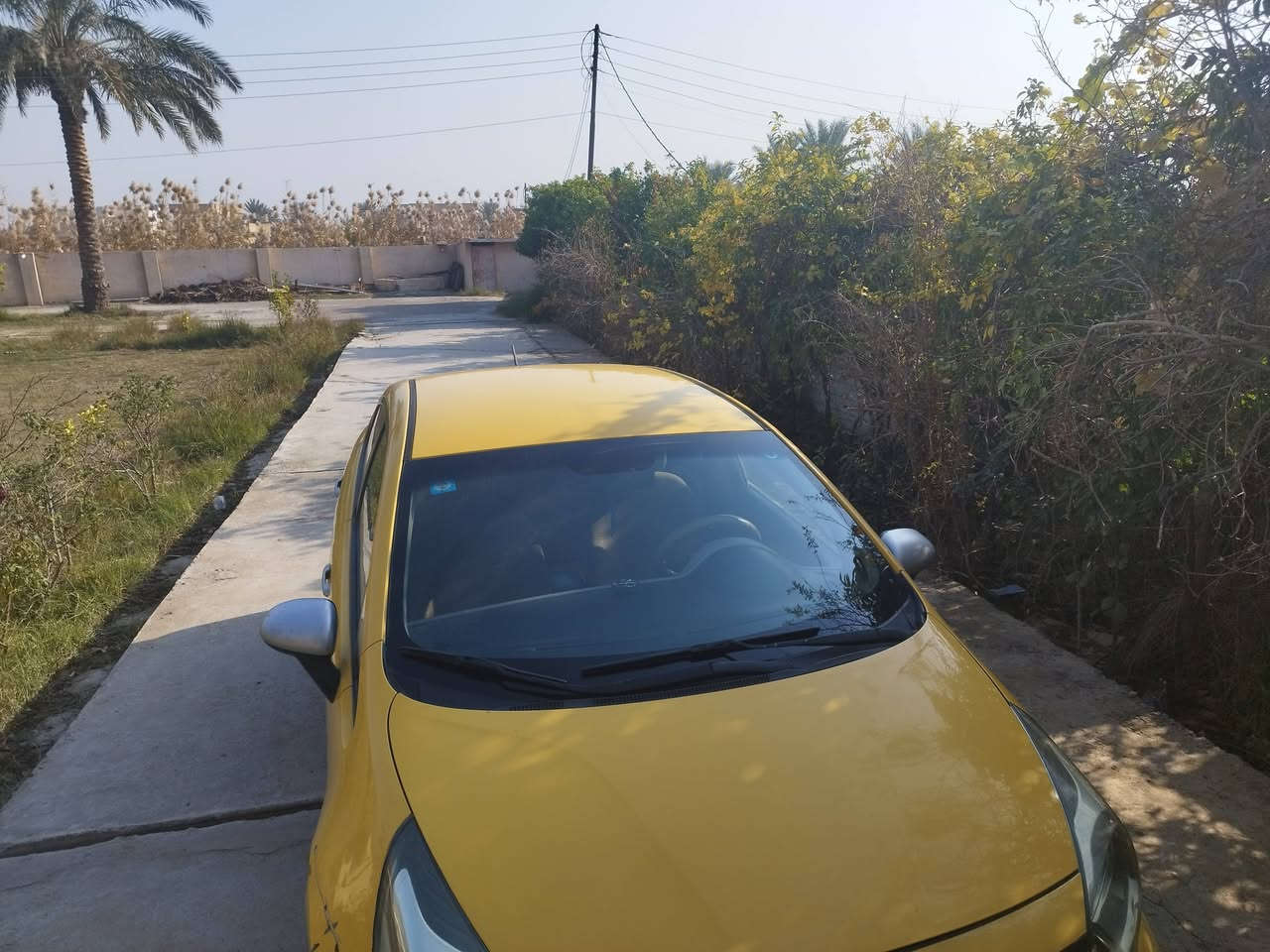 السلام عليكم كيا ريو وارد خليجي موديل 2014 السيارة كفالة من الضربة او الكص سياره مصفره غرامات وهيئه فلس ماعليها السياره كهربائيات كلها شغاله اي نقص مابيهن  مكينة 1600  كير مكينة خير من الله اي تنقيص تبخير ماكو  حدادية جيده تخم تاير السيارة سعر البيع 88
مكاني بغداد
رقم *********** وبي واتس
