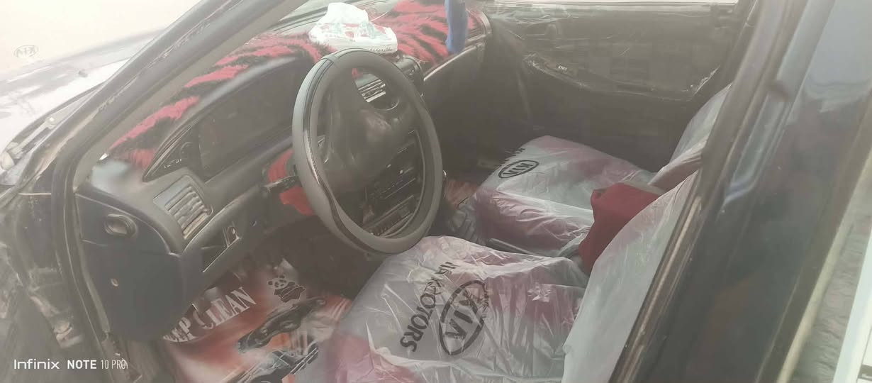 سلام عليكم سيفيا 93 للبيع سياره جاهزه مال جناي هزه جديده سنويه باسمي تخم تاير كير محرك صدر مشط باور داخل جديد كهربايات كلهئ شغاله  خير من الله سياره جاهزه السعر ٣٥ وبيهئ مجال‏‪
***********
‬‏***********
