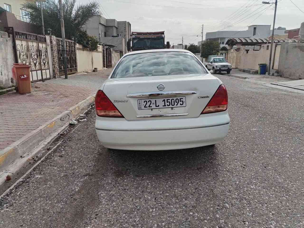 نيسان صني 2009 محرك 16 سنويه وهزه جديد بطاقه بنزين بي جامرلغ وبونيد سياره جاهزه سعر 100 وبي مجال مكان كركوك ***********
