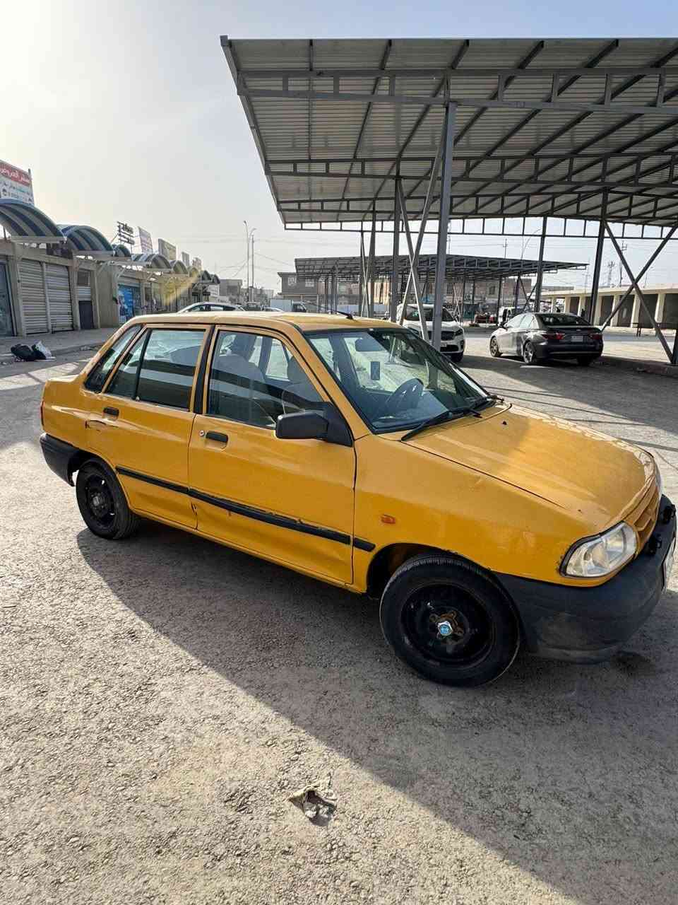 مكينة جديدة لوك قبل ٢٠ يوم اخذتها صندوك
كير كفاله

تبريد ثلج

تدفئة

شاشة

تخم تاير

شواصي معمرة

كهربائيات كله شغال

لايت عالي ناصي فووول 

صدر كله جديد أمامي خلفي

بنزات لوك

دسكات لوك

تأخذها برغي متصرف عليها 

السعر ٢٥ وبيها مجال

***********
