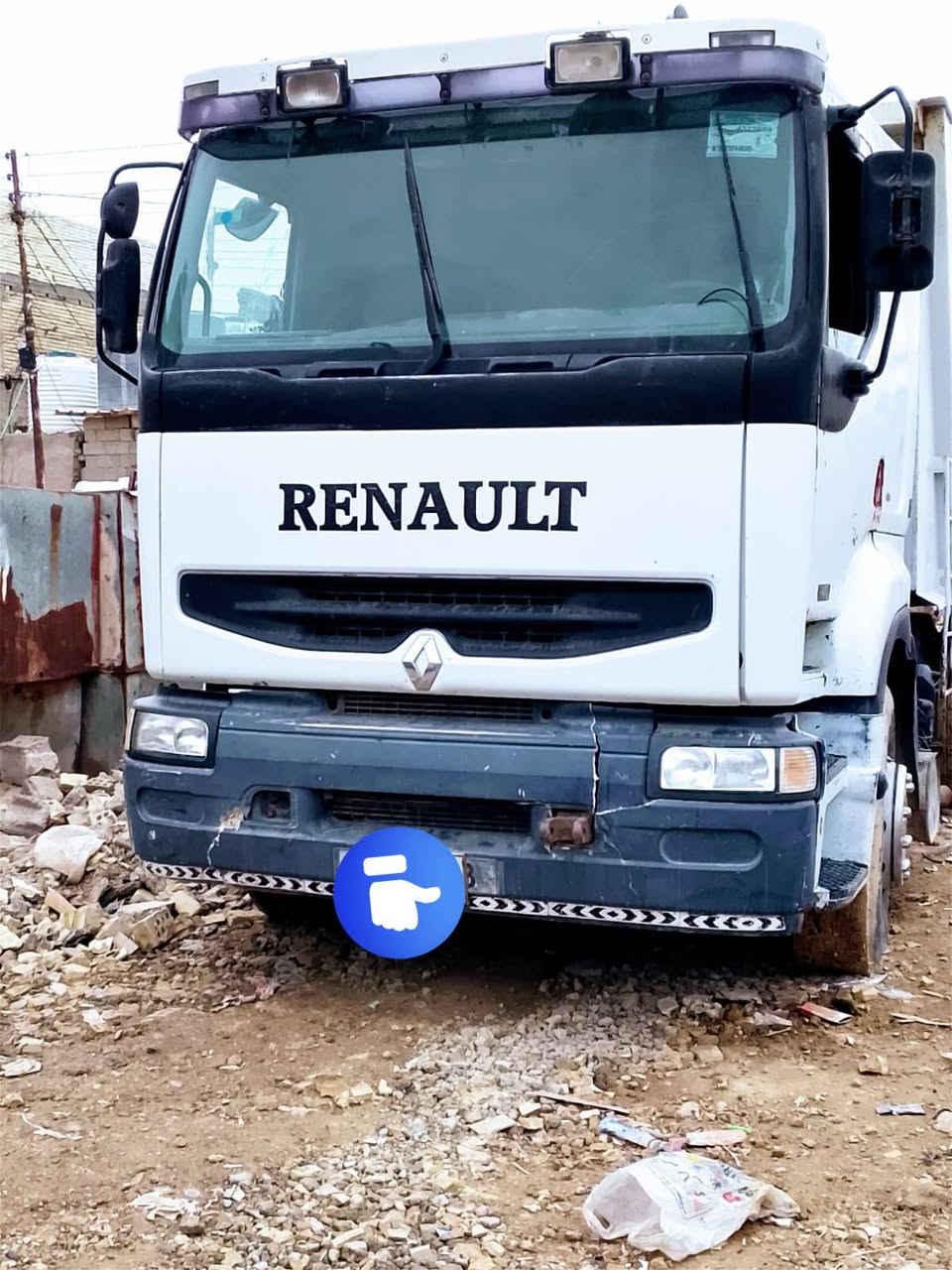 السلام عليكم سياره راينو موديل 2003مكينه 420لا صرف ولا بخار سياره كفاله عامه لسعر 125عنوان بغداد ***********
