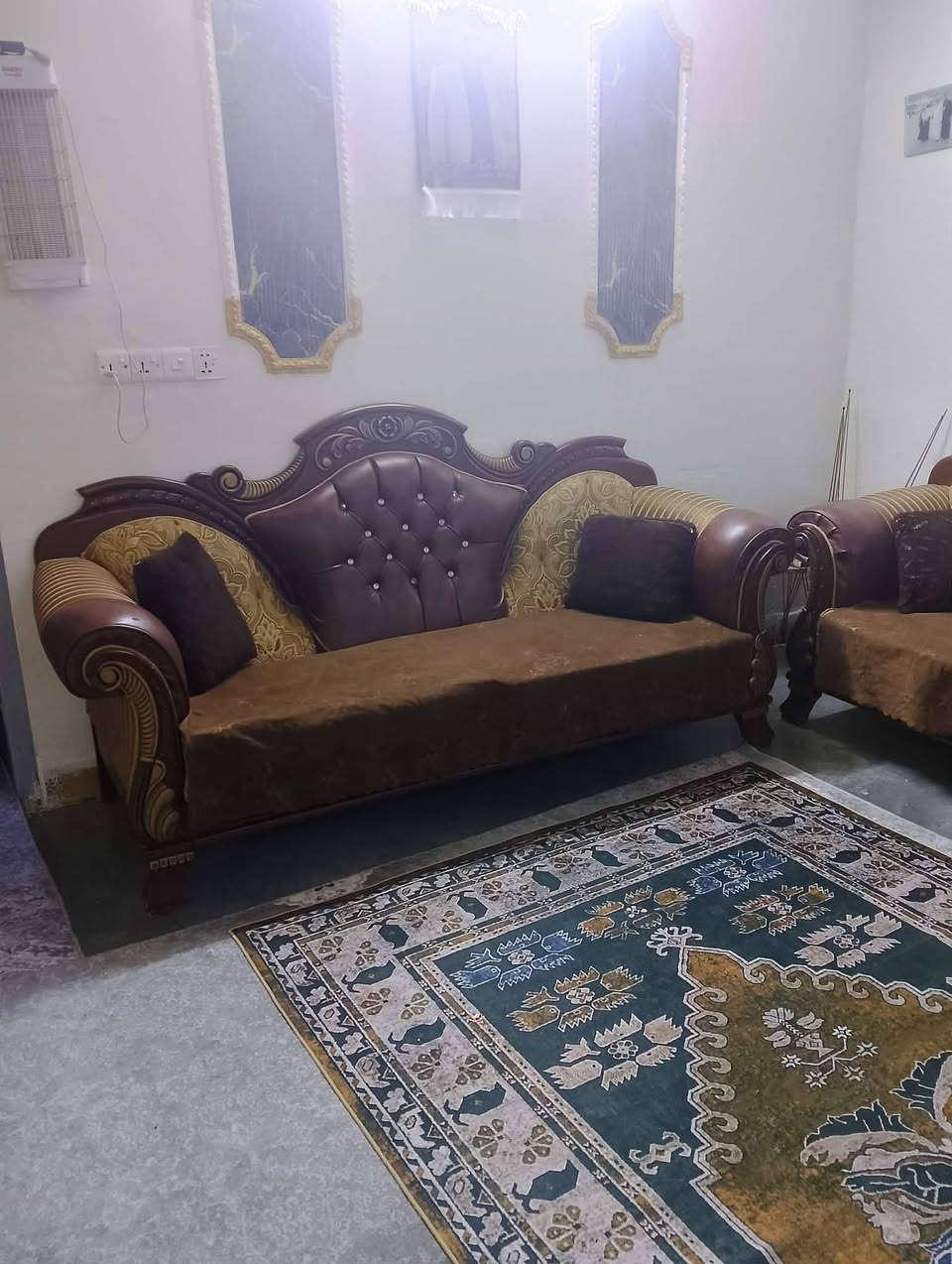 البيع نضيف سعر ٢٠٠ ***********
