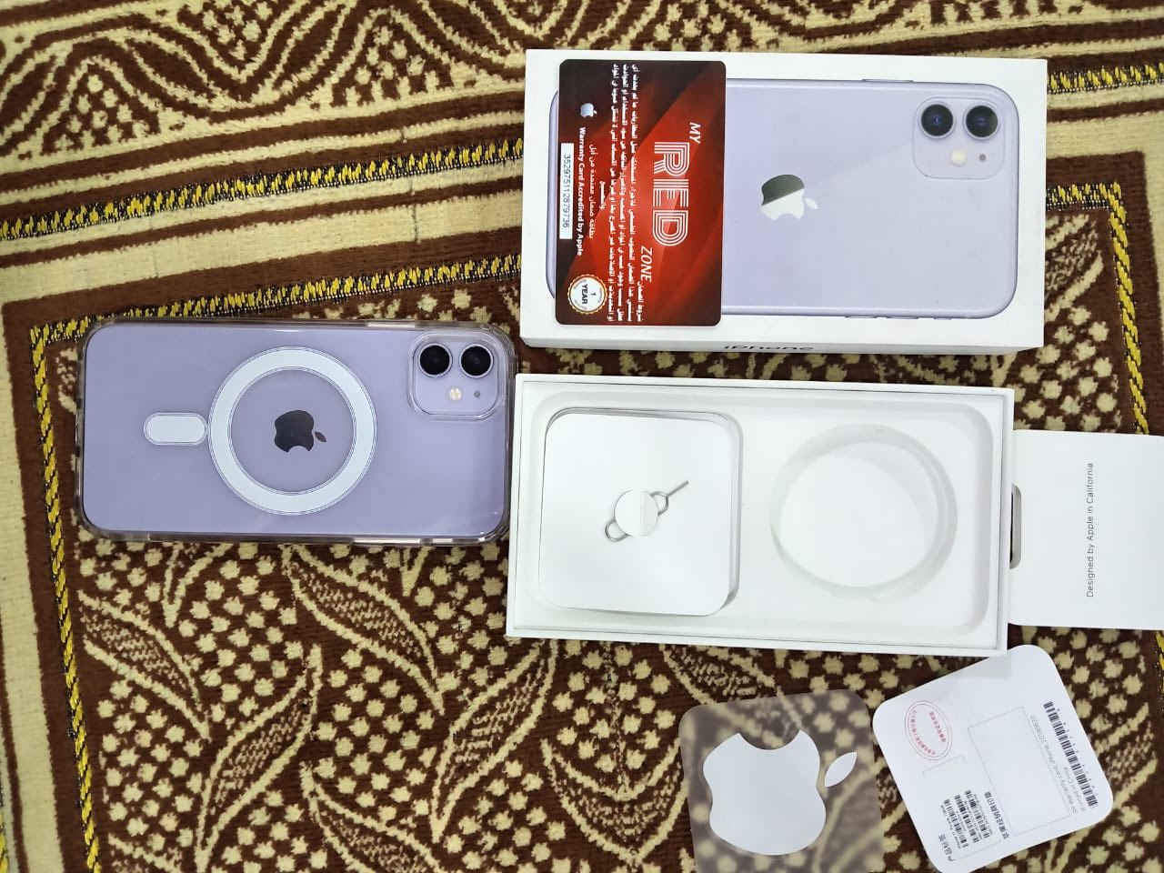 جهاز آيفون 11 على وضع الشركة إني فتحتو من الكارتون مابي مابي اي خدش ماواصل مصلح نهائياً نضافته 100/100 ذاكرة 128 تك سيم 
بطارية 74 للبيع أو مراوس باحدث 
السعر 340 
مكاني موصل ايسر 
الاتصال 
***********
***********
