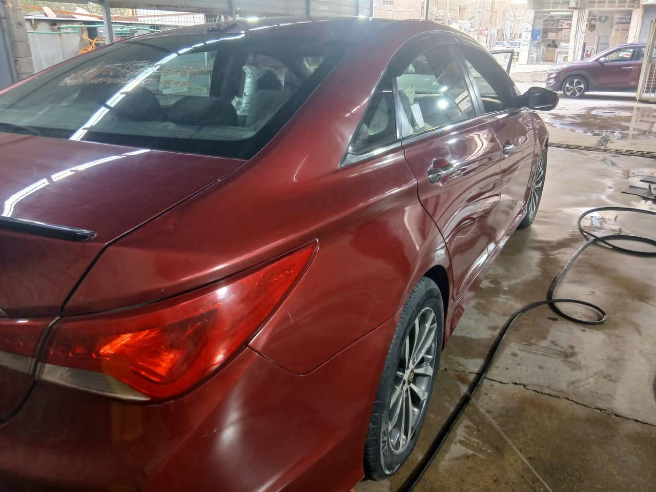 السلام عليكم 
حبايب سوناتا 2014 
وارد امريكي محرك وكير مكفولات ٢٤٠٠
حادثها بنيد تبديل فقط 
وتصليح باب سياره فقط بنيد تبديل
سياره بيها صبغ مكانات اثر جراد فقط
السعر 89وبيها مجال 
رقمي ***********
مكاني بغداد شعب
