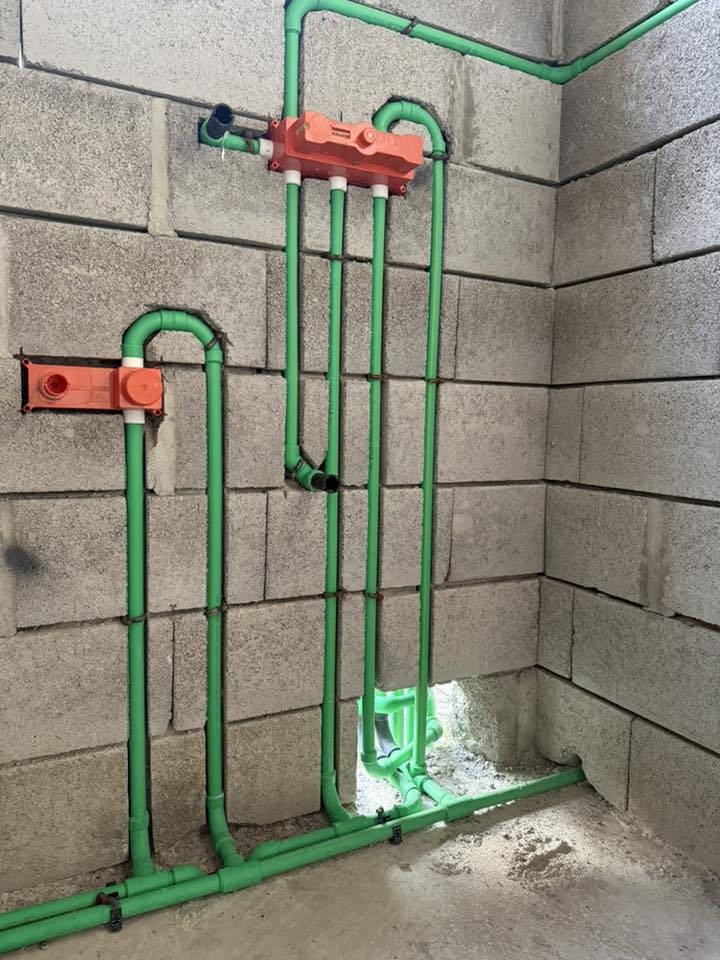 تاسيس مجاري في موصل حي صديق 
***********
