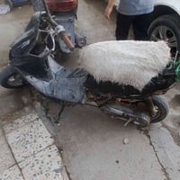 دراجه بيجو للبيع دراجه شغاله ومحركها نضيف 07817044661