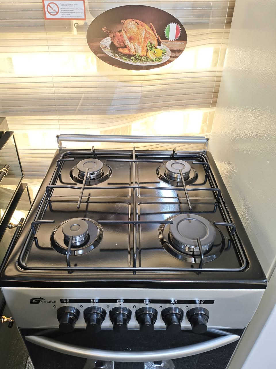 طباخ تركي غير مستعمل سعر 160 ناصريه شموخ وتساب ***********
