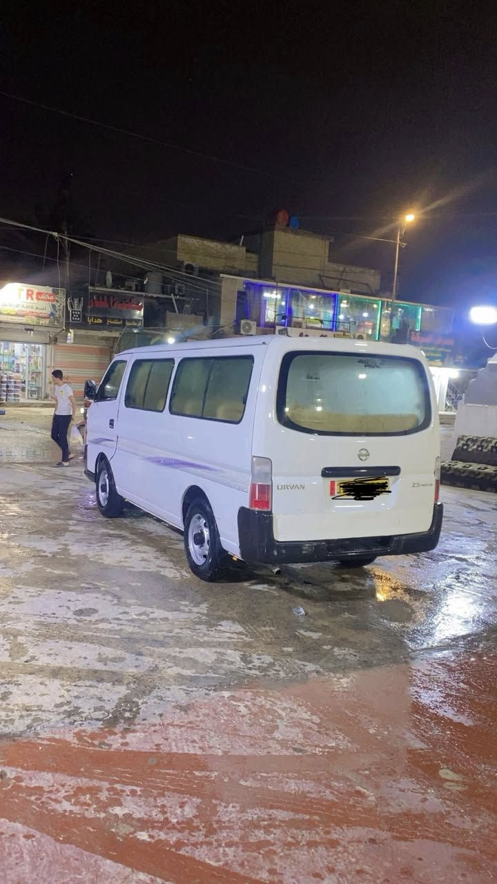 سلام عليكم نيسان موديل 2012 
رقم بغداد انكليزي ‭٠٧٧٨ ١١٥ ٩٦٧٩‬
