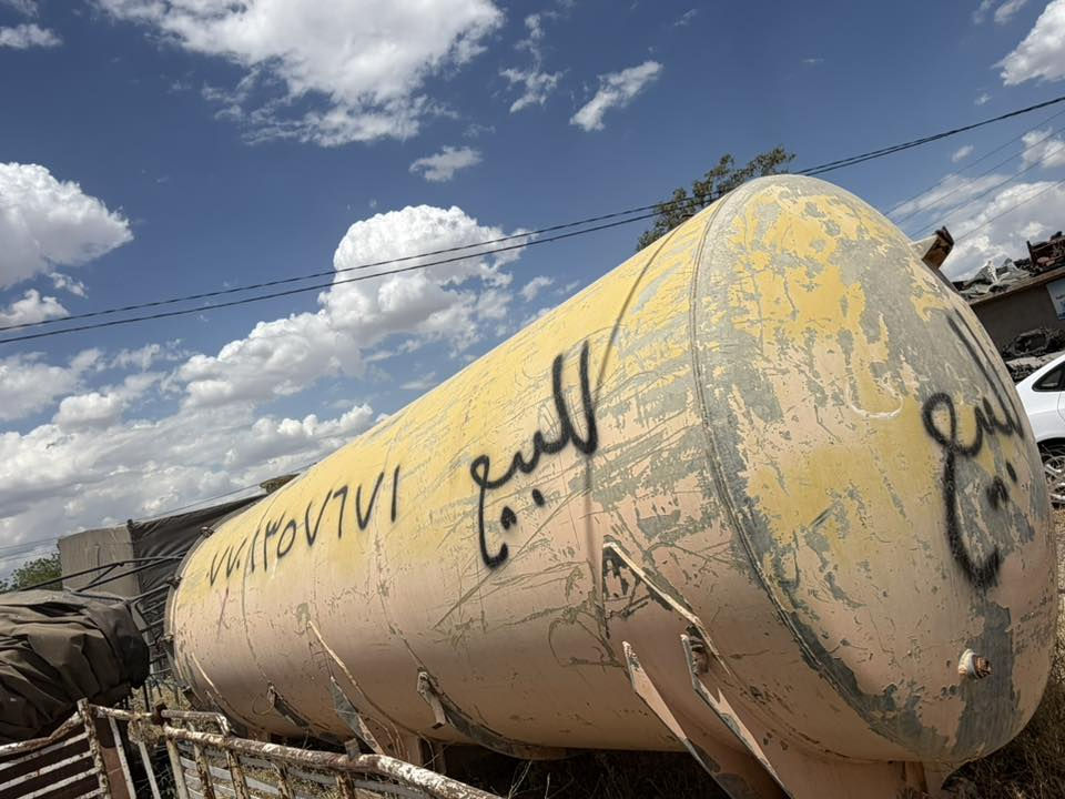تانكي كلبنايز 12000 الف لترا للبيع نظيف جديد يصلح لماء ويصلح تنكر مياه ثقيله الشراي يتصل على ***********🤙🏼📞
