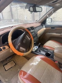 كيا مهافي • ٢٠١٢ • مكفولة صبغ وضربة