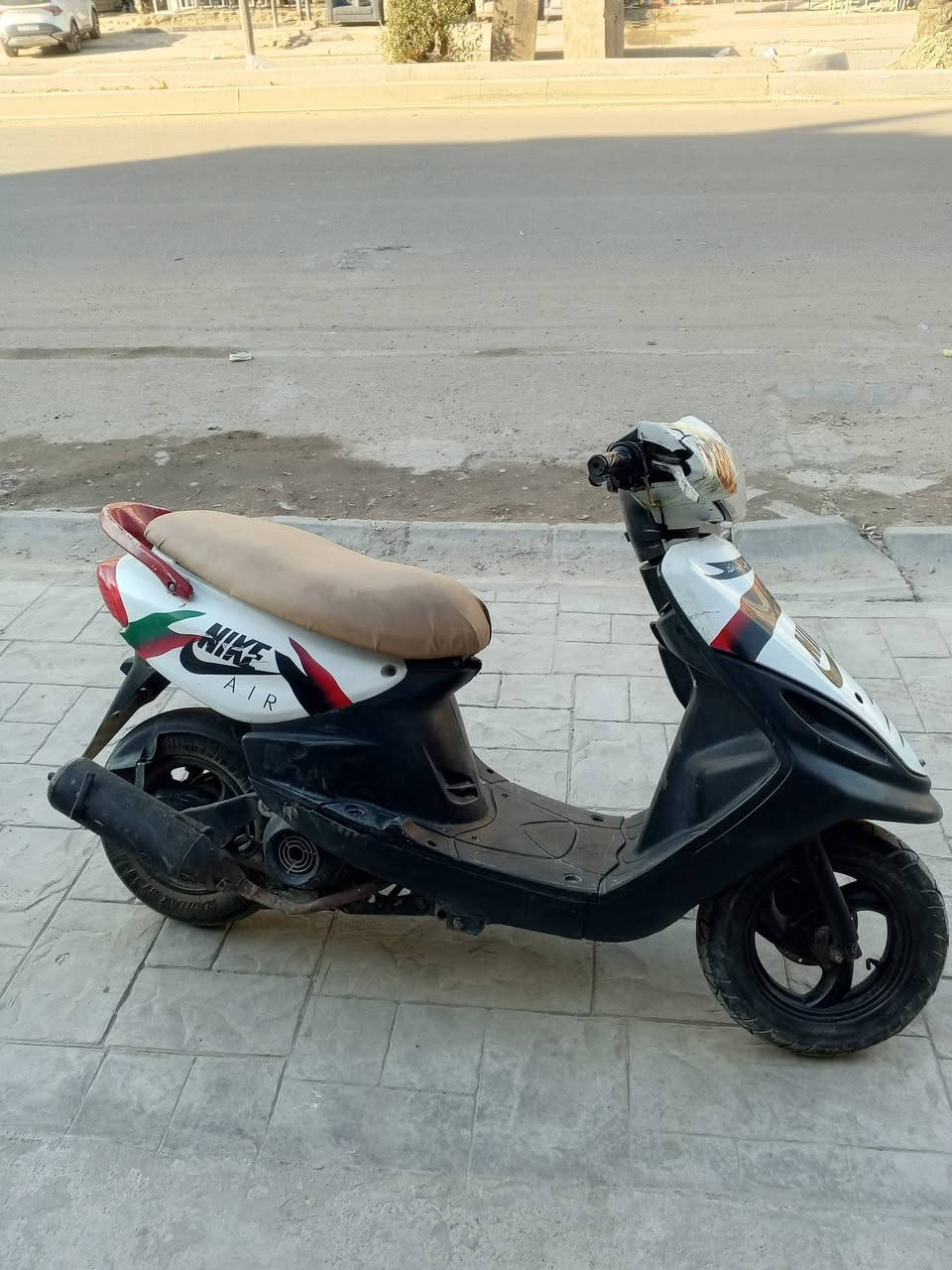 السلام عليكم دراجة ماكس قجمة 120 نظيفة سلف وهندر بكل وقت تواير جدد بلادي السعر 300 الف مكان بغداد الشعب
الرقم ***********
