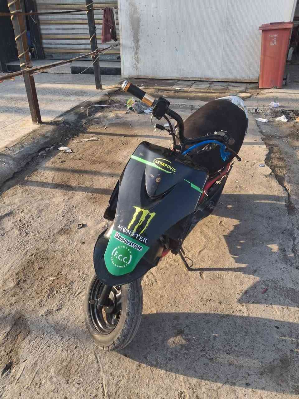 السلام عليكم للبيع ماكس عدلة مال لعبب350 وبيهة مجال ***********
