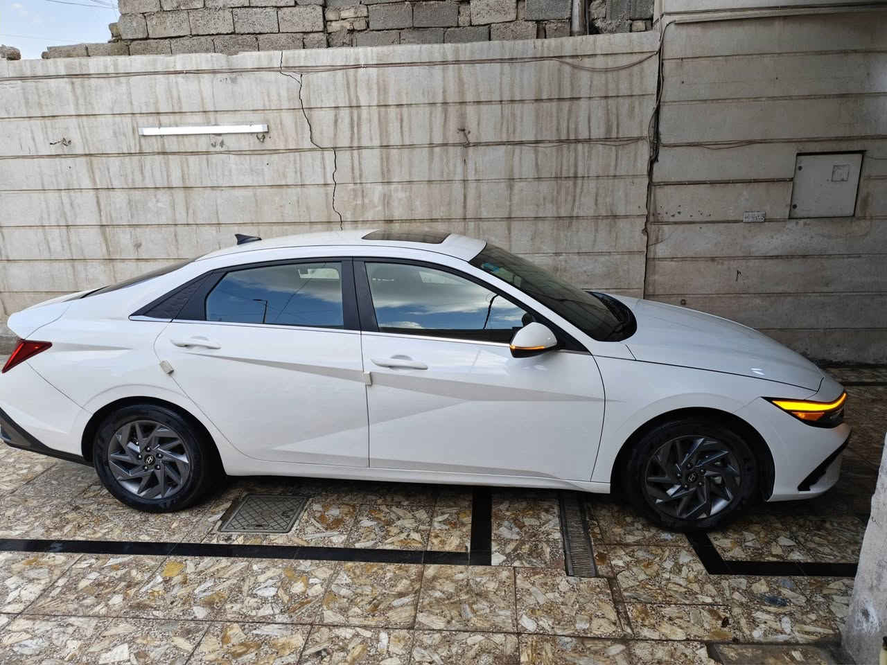 السلام عليكم
النترا هايبرد لمتد 2025 فول مواصفات للاخير ماكو مواصفات ما بيها شنو اللي ابالك ماشي 10 الاف  تبديل باب خلفي ايمن دخول جديد بوضع الوكالة 

السعر 170 ورقة 

***********
