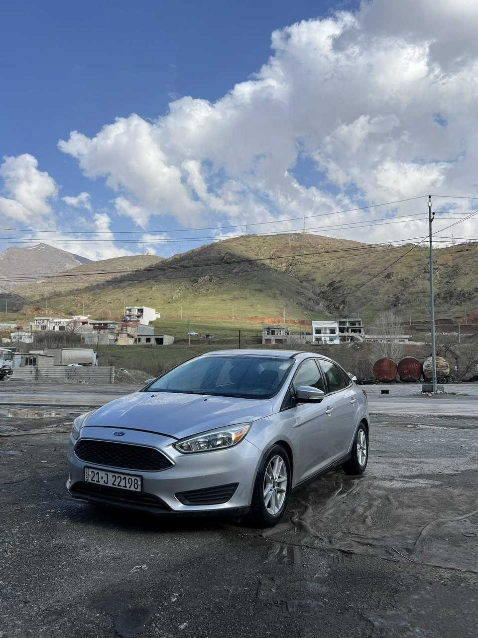 فۆرد فۆکسی وارد ئەمریکی
مۆدێل ٢٠١٧ 
مواسەفات SE
ماوەی رۆشتن 120هەزار کم
پەرەشوتی بەشەرتی هیچ نەتەقیوه
مەکینەی کەپسە، گێر و مەکینە بە شەرت سەت لە سەت
رەقەم و هەزەی تازەیە، ٤ پارچە کلێری ئەمریکا
دوو پارچەی کاڵبووتەوە.
سەیارەکە پێش و پشت کەپسه
باقی بە شەرتی سۆنەری ...
ژم.. ***********
***********واتسئاپ
شوێن هەولێر
نرخی ٧٣ $ مەجال
اهلا حياتي بجم و وراء كبس ، ١٢٠ كم ماشيء ، ارباك بشرط ما تاك، مكينه ٢.٠ مرغوب، بدون دواخل، رقم و سنويه جديد، ٤ قطع كلير امريكا .٢٠١٧ فۆرد فۆکس،
