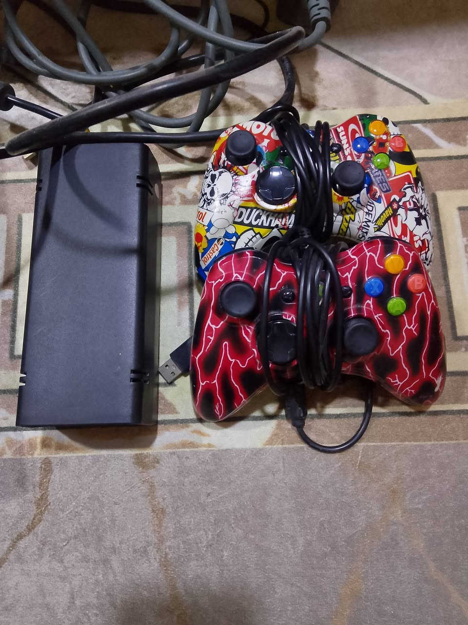 السلام عليكم 
اكس بوكس للبيع 
السعر 90
للاتصال او واتساب ***********
