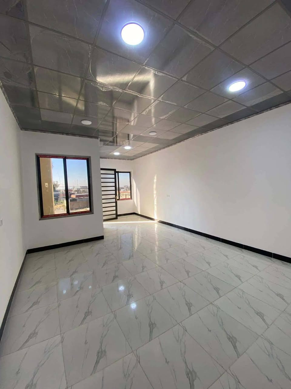 🏡 دار للبيع – فرصة مميزة
📍 الموقع: حي الميثاق
📐 المساحة: 100 متر
📄 سند طابو – شرط تحويل
🌳 الدار مقابيل حديقة وقريب جداً من مدرسة مكة، بموقع هادئ ومميز.
💰 السعر المطلوب: 140 مليون دينار
✅ ويوجد مجال للتفاوض للجادين.
📞 للاستفسار والمعاينة: ***********
