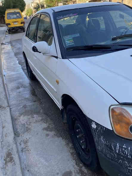 هوندا سيفك 2001 سياره جديده كير اوتو مكينه 1600 
تخم تاير جديد غرفتها جديده سياره مناقصها شي 
السعر ٣٥ مكاني بغداد الدوره 
***********
