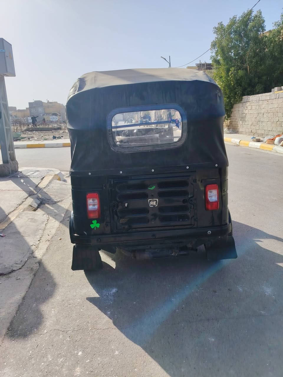 تكتك للبيع مديل ١٧ شهر ١٠
اوراق كفاله
السعر ٣٥٠٠ بيه مجال 
وهاذ رقمي
*********** 
بيك خير ودلل
