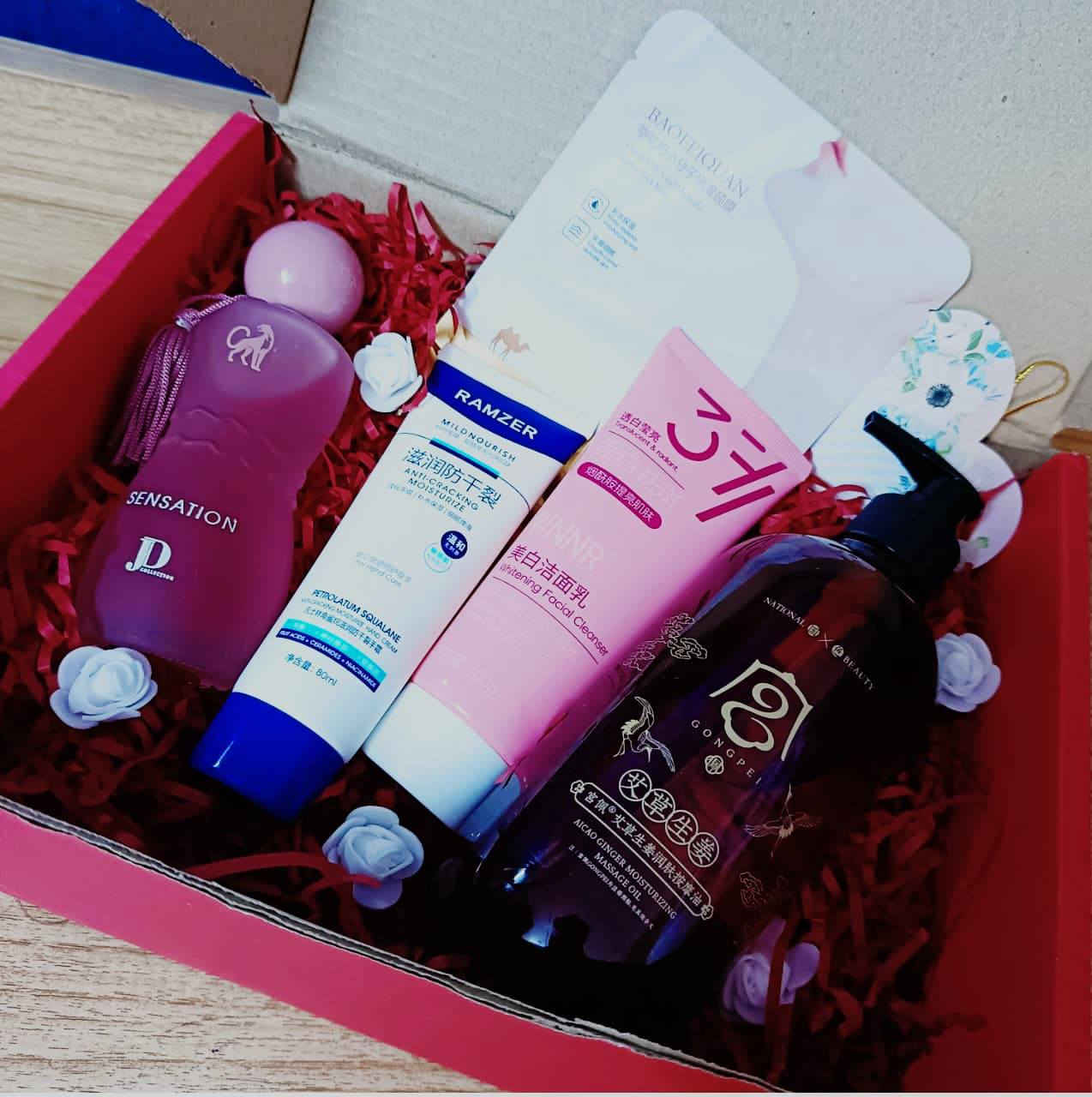 يابة ترة فكرة الورد صارت قديمة🙄

شتسوي بالوردة تذبل وتروح.... 

اهديلهة بكج عناية هم تفرح بيهة اكثر وهم تستفاد منهة 🫰✨

#للحجزخاص


**إذا كنت صاحب هذا الإعلان وتريد حذفه لأي سبب، رجاءا أرسل رسالة إلى الدعم الفني**