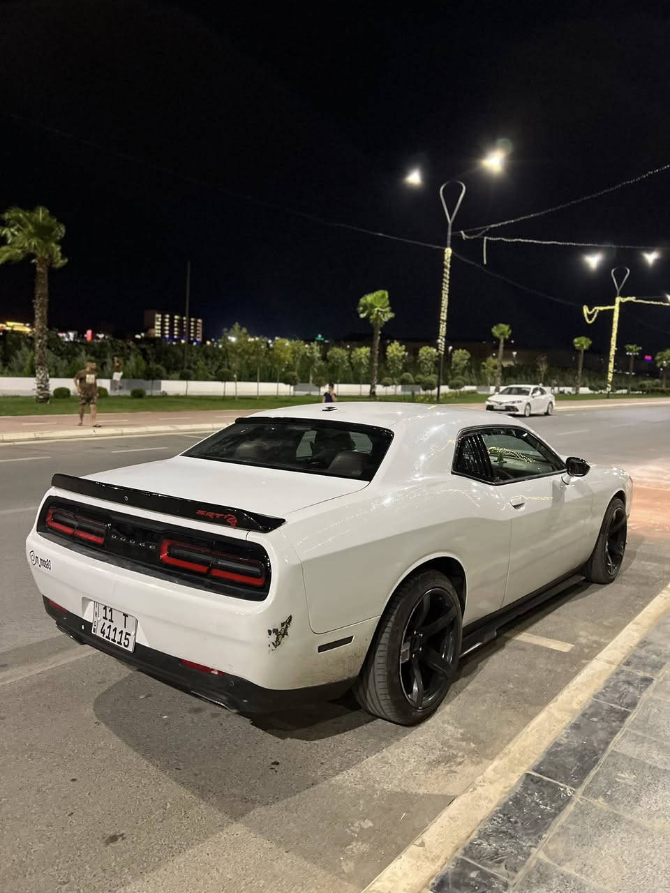 جالنجر للبيع موديل 2017  تشغيل عن بعد دكمه سبورت تتفئه تبريد شاشه ايبات القماره كنتاره الكاعيه مدوشمه جلد رقم بغداد بسمي 6 سلندر سياره كامله مابيه اي نقص  مكاني بغداد البنوك *********** للبيع سعره 150ووقه
وسياره بيه دبات صالنصه ع ريمونت تتحول صوت رياضي وترجعه صوت بلادي ونشره اعيون ع ريمونت ع جامه وشادله صفاره
