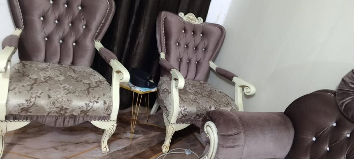 تخم نضيف جديد سعره ٣٠٠ عنوان التحرير العمارات حطاطه


**إذا كنت صاحب هذا الإعلان وتريد حذفه لأي سبب، رجاءا أرسل رسالة إلى الدعم الفني**