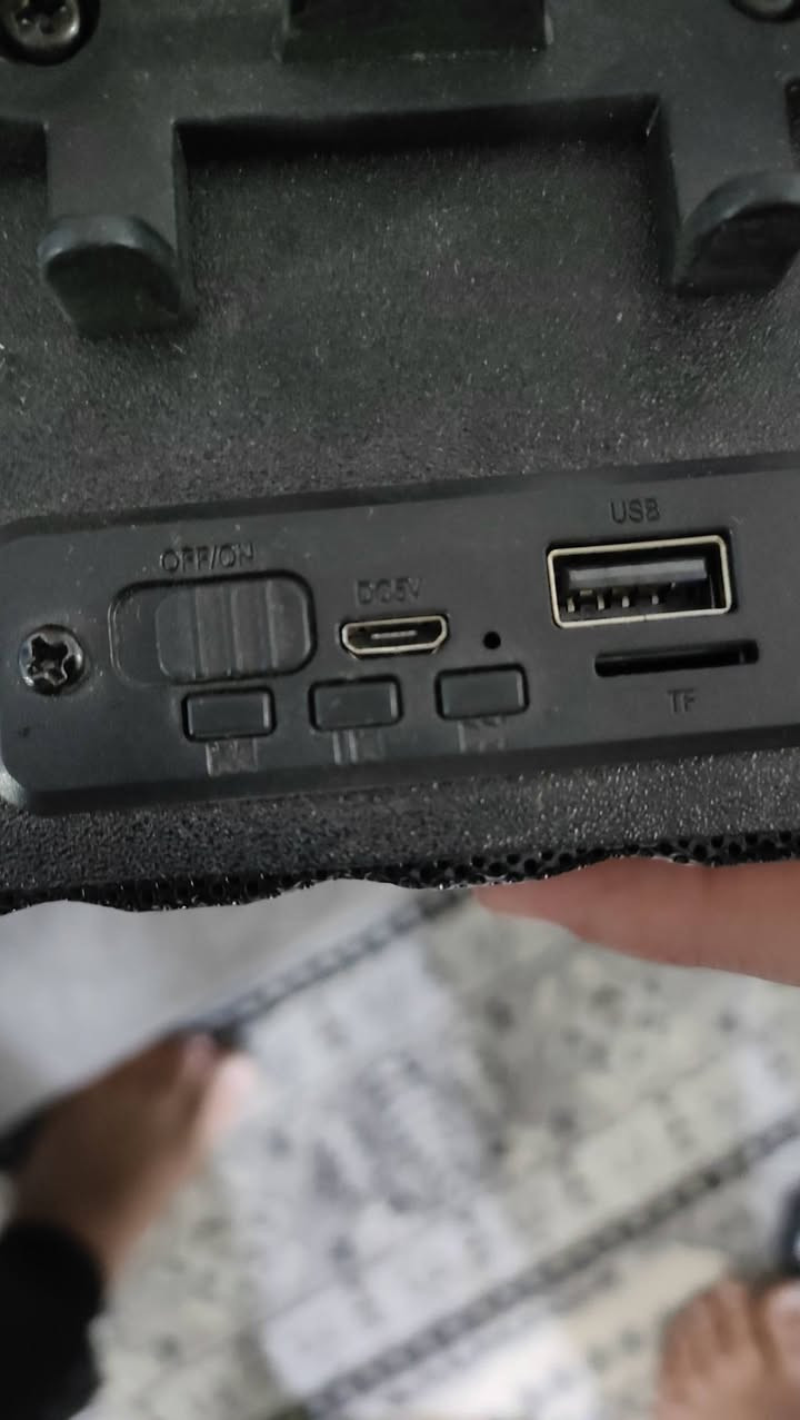 سبيكر واير ليس بلوتوث قطعتين مع التوصيل 40


**إذا كنت صاحب هذا الإعلان وتريد حذفه لأي سبب، رجاءا أرسل رسالة إلى الدعم الفني**