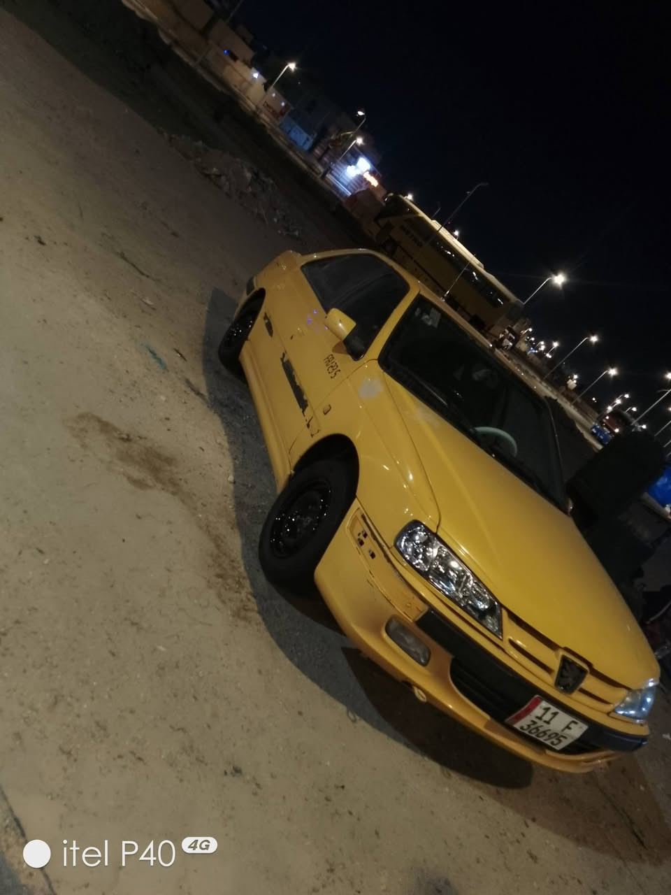 السلام عليكم بيج باص للبيع مستعجل 15 كفاله عامه بيها بنيد تبدل لا صبغ ولا خياس مقفول السياره عنوان الزبير عندي وكاله عامه راعيها بالقبله تبريد مكينه جير مقفولات حداده جديده تاير جديد سياره احلى من الصور بيع مستعجل شراي يتصل مو شراي خلي يطلع قبل*********** الوان الزبير السعر 37
