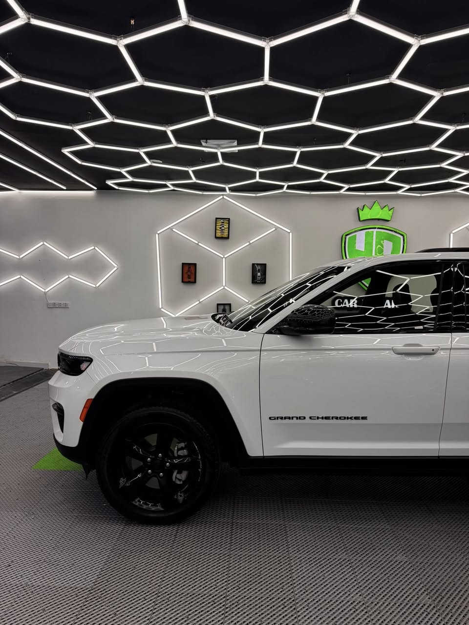 السلام عليكم،
جيب كراند شيروكي مواصفات التتيود خليجي وكالة هارلم

موديل ٢٠٢٢ ماشية ٣٣ ميل

السيارة مكفولة كفالة عامة

مكانها اربيل

السعر ٣٧٠ و مجال

***********
