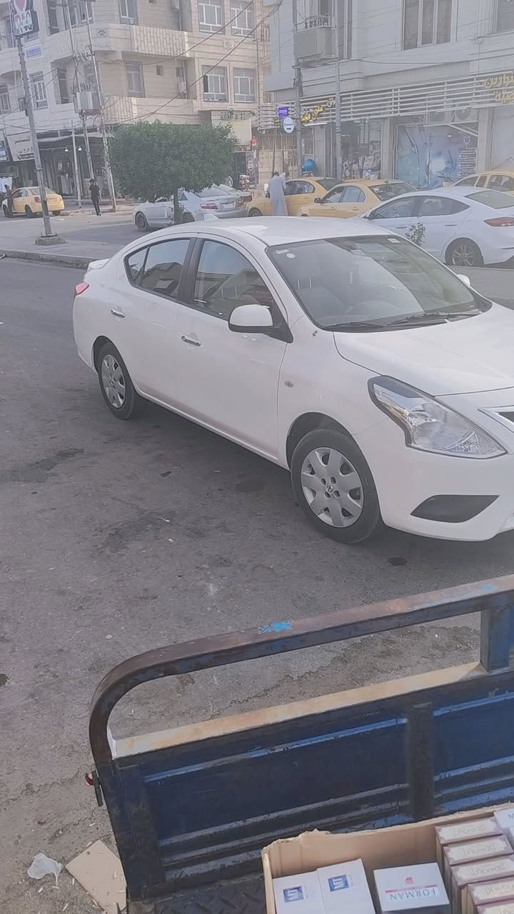 نيسان صني شهداء قادسيه
مكفوله من ضرر ومن صبغ
ماشيه ٢٥ الف
***********
***********
