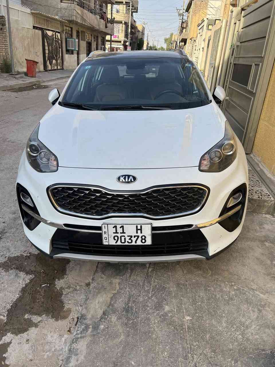 السلام عليكم سبورتج 2020 خليجي بيهه بارد والسونار موجود بل منشور ماشيه 78الف فول مواصفات 1/1تخم تاير ادامه كامله سياره جاهزه سعرهه 190وبيهه مجال ***********

