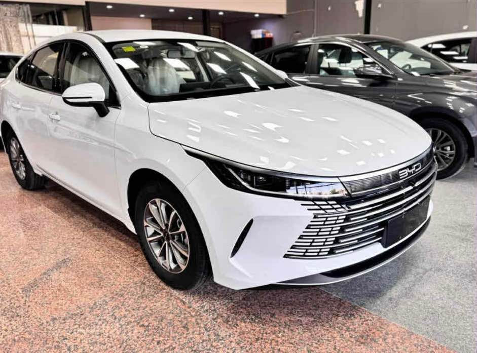 Byd destroyed 2025 
مودیل ٢٠٢٥ 
فوول فوول مواصفات 
سبوغ تەنک 
نیو هەزار رۆییە (٥٠٠کم)
ماوەی ژمارە کاتی مانگێکی ماوە 
☎️*********** أربيل, العراق
