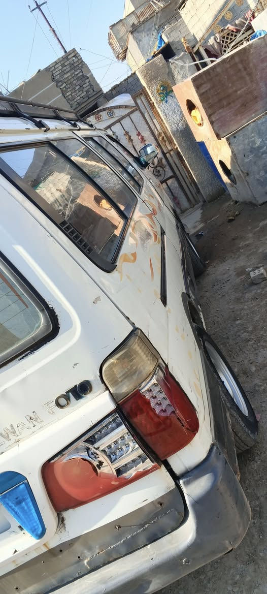 سلام عليكم فتون الوان 2012 مكينه كير مكفولات ضفيره جديده كهربايات كلهه شغاله
كشر شوفت عنيك كله واضح بل صور مصفره هيئه وغرامات 
بسمي تحويل ثاتي يوم 
رقم جديد دولي 
سنويه لل 30
مكاني بغداد الكماليه 
***********
خابرني واني بخدمتك
