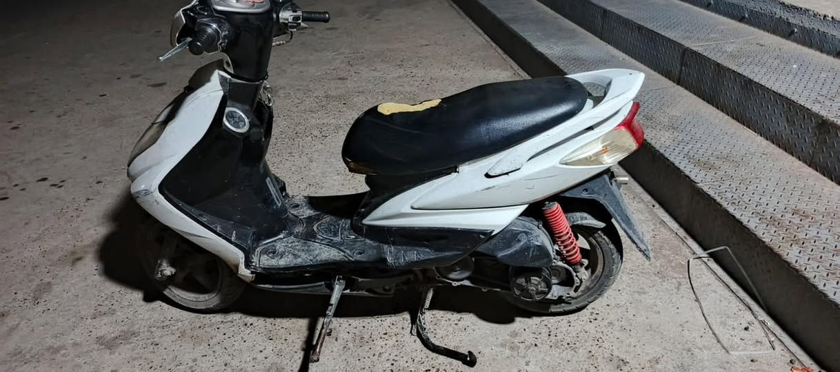 سلام عليكم دراجه سكنس فحل مزود بوشه 59 كلجات رياضي بيهة شلعا ومعدل يخبلن
مكاني جسر المثنى 

السعر  400 وبيه مجال 

الرقم ***********
