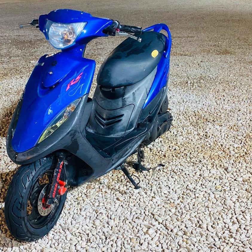 سلام عليكم دراجه ماكس عدله باله صار شهر طالعه من الرنبه جيب اكبر فيتر وتعال فحص الدراجه كهربايات كله شغاله لايت زنون بلاد يدات برسك تزويد بلاد برغي ما مفتوح بيه الدراجه ملاحص كفر زرك ختم واحد ويه المكينه الدراجه ما ناقصه برغي الستفسار *********** مكينه بلاد 49 كلشي بيه بلاد السعر تصل ودلل
