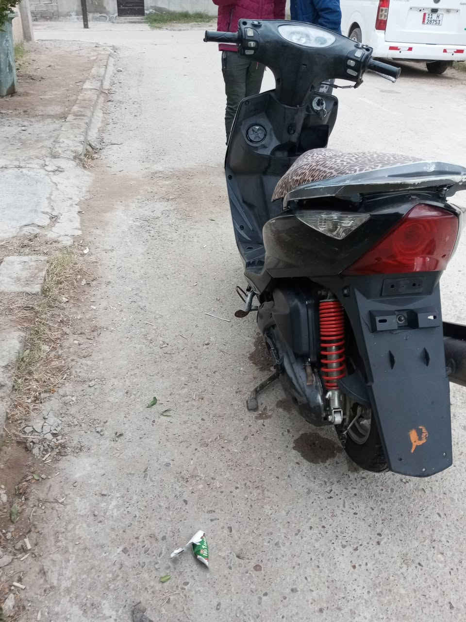 السلام عليكم للبيع دراجه ماكس ثعلب نضافه 90 بل ميه  ماعده عداد السرعه كلشي بيهه شغال شلعه معدل سلف هندر كهربايئات دراجه متصرف عليهه ربع السعر 550   مكاني تاجي سبع البور  ***********
