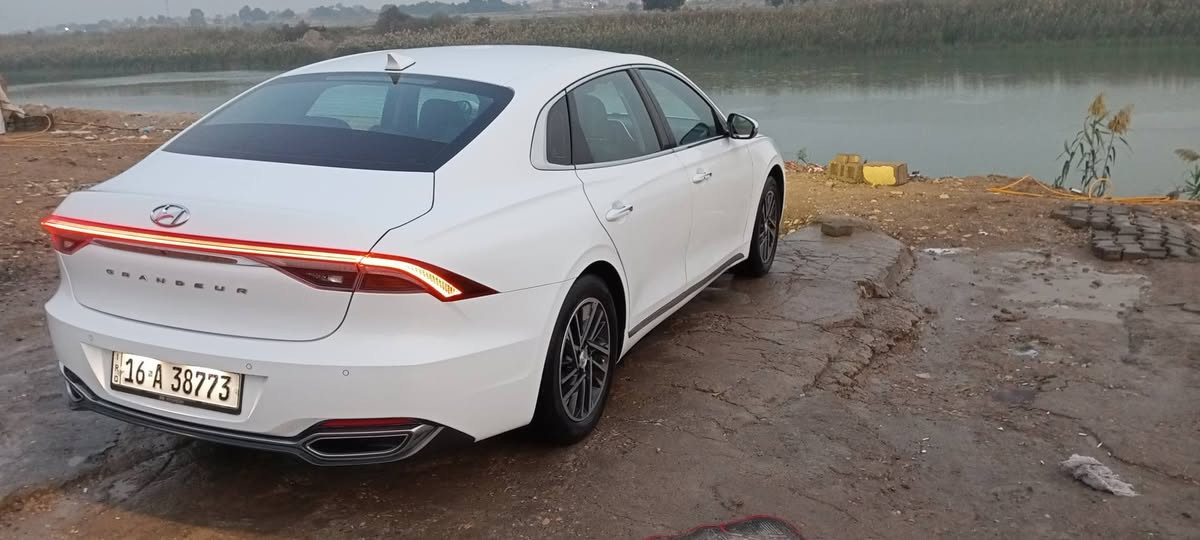 ازيرا غاز اصلي موديل 23 محرك 6 سلندر حجم 3000 باسمي رقم قادسيه ماشيه22   ....  السعر 220 وبيها مجال مكاني كوت استفسار اكثر اتصل ع الرقم (***********)
